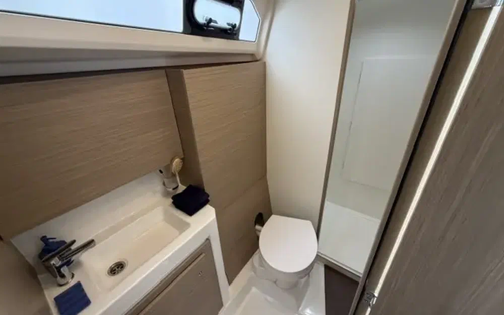 slider 15 Beneteau Oceanis 37.1