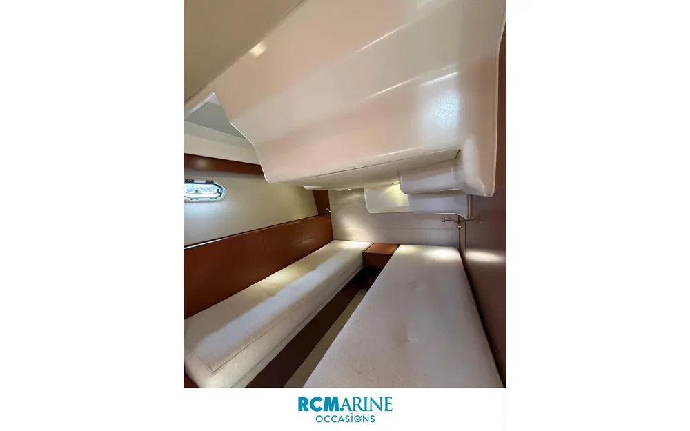 slider 11 Jeanneau Prestige 400