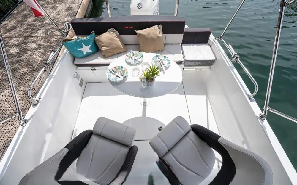slider 9 Beneteau Flyer 6.6 SUNdeck