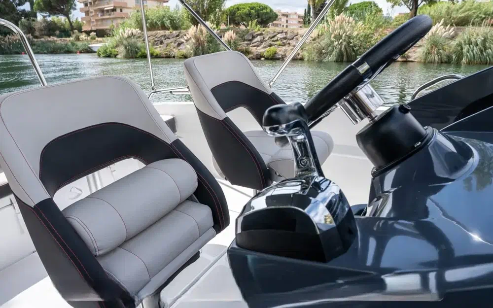 slider 11 Beneteau Flyer 6.6 SUNdeck