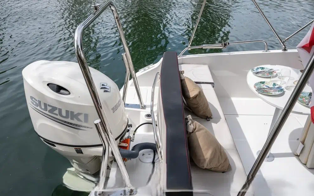 slider 3 Beneteau Flyer 6.6 SUNdeck