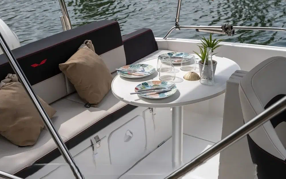 slider 8 Beneteau Flyer 6.6 SUNdeck