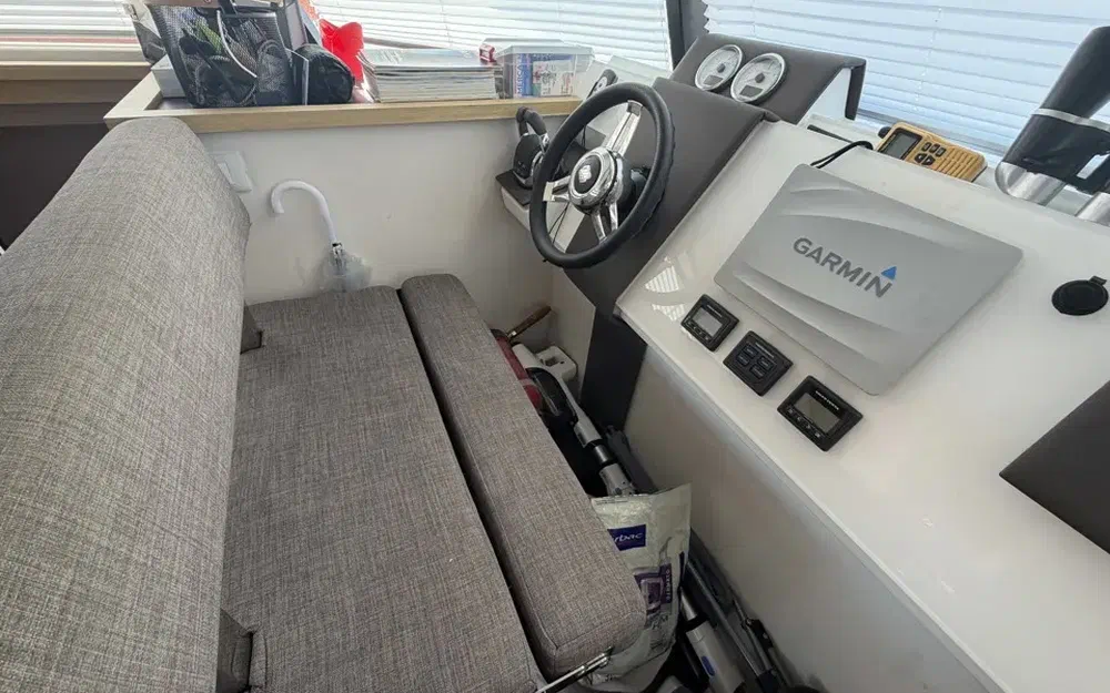 slider 9 Fountaine Pajot My 37