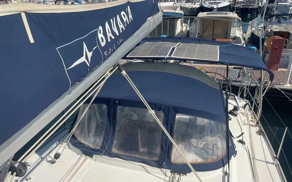 slider 11 Bavaria Cruiser 37