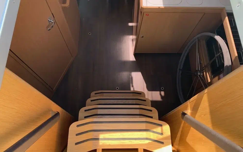 slider 12 Bavaria Cruiser 37