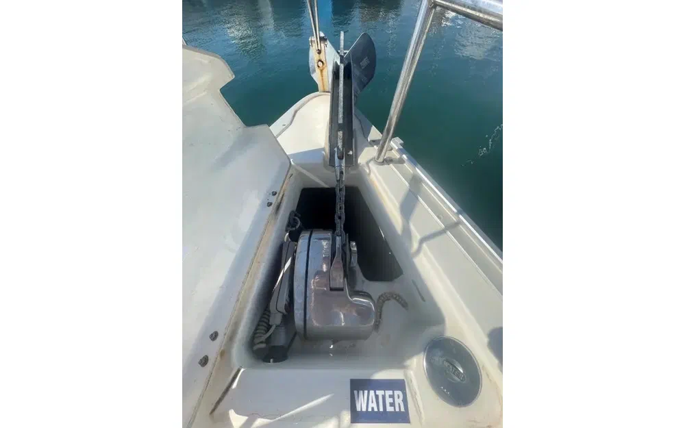 slider 8 Bavaria Cruiser 37