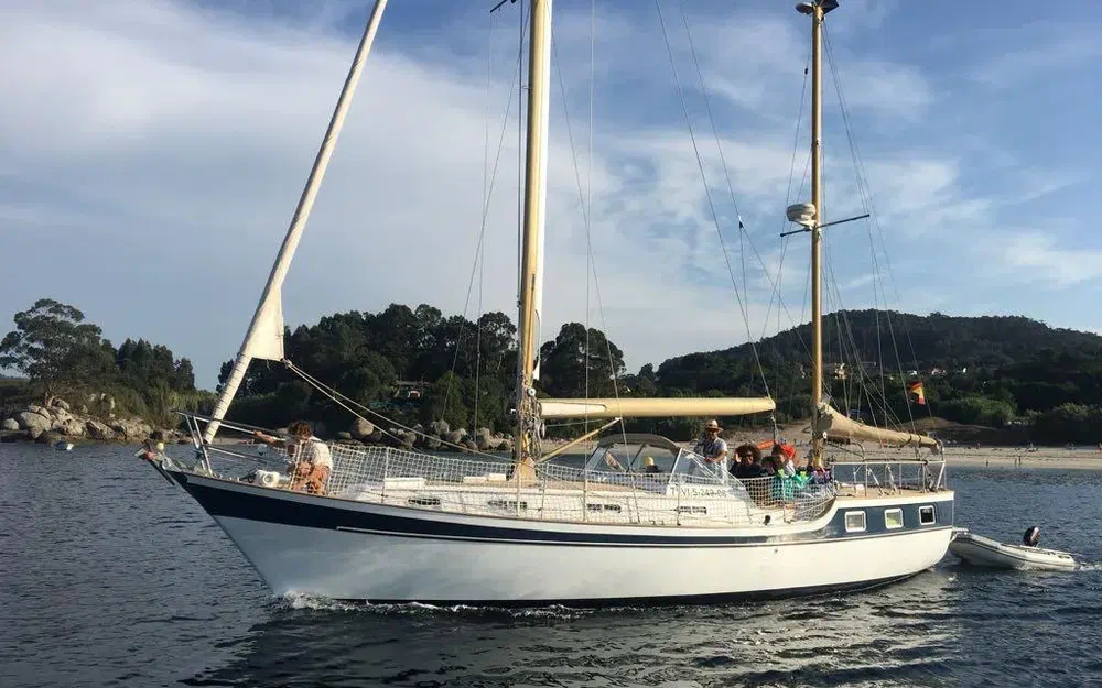 slider 0 Anne Wever KETCH TRINTELLA IV