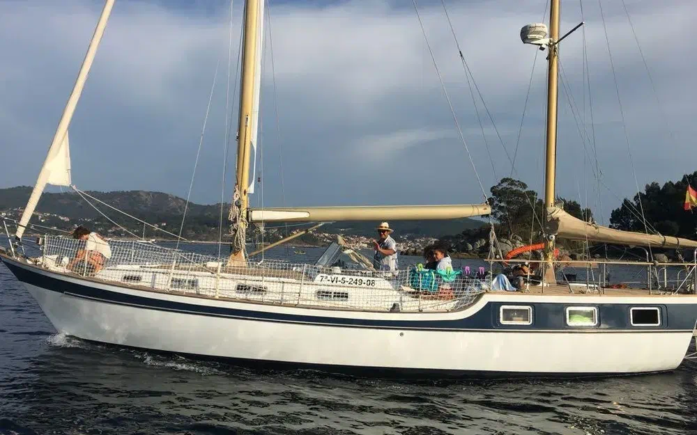slider 1 Anne Wever KETCH TRINTELLA IV