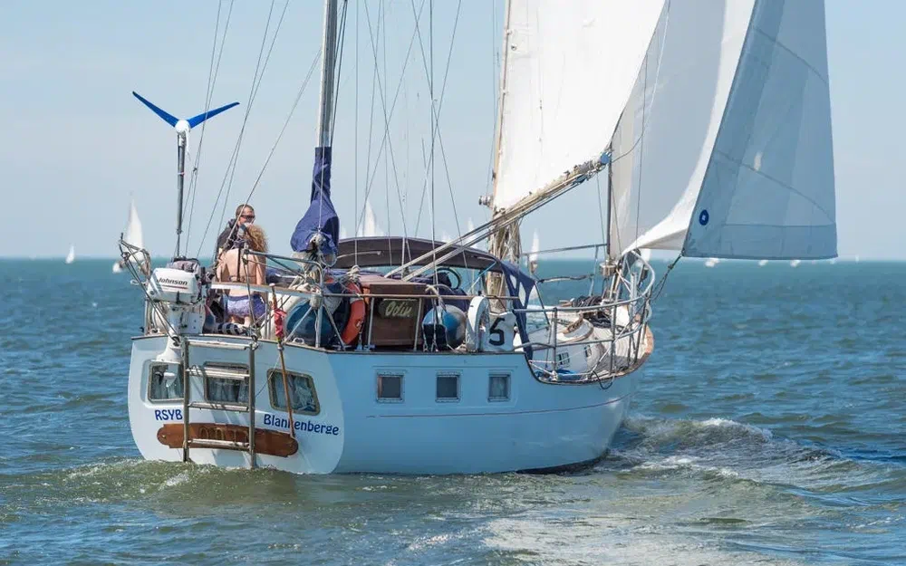 slider 3 Anne Wever KETCH TRINTELLA IV