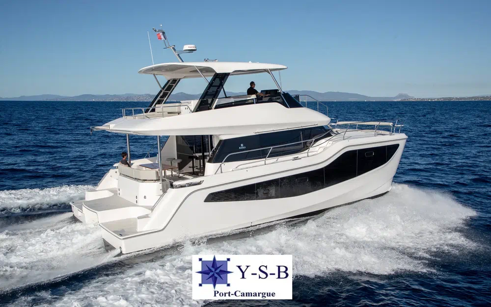 slider 0 Aquila 46 YACHT
