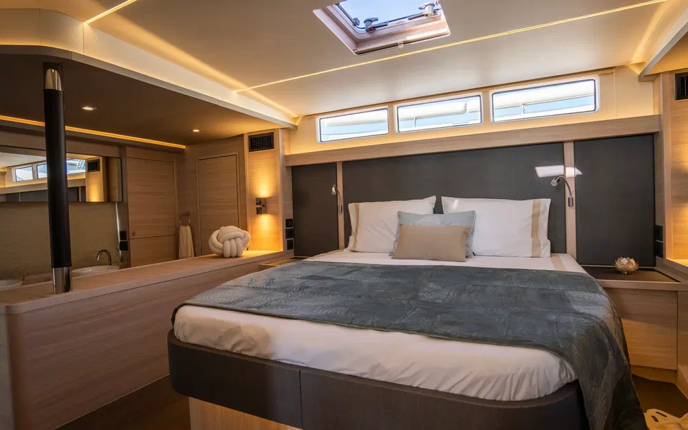 slider 26 Aquila 46 YACHT