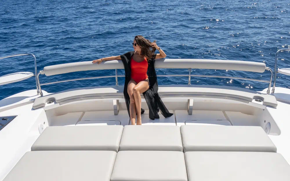 slider 21 Aquila 46 YACHT