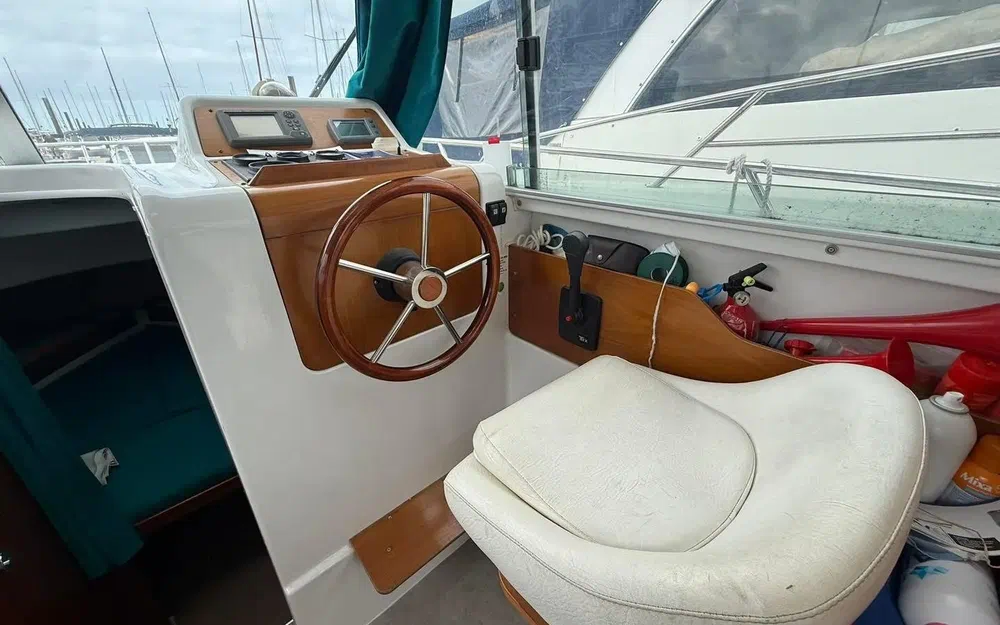 slider 10 Beneteau Antares 760