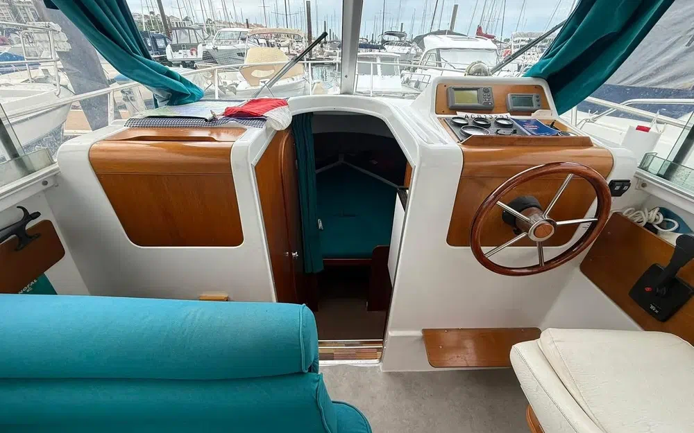slider 9 Beneteau Antares 760