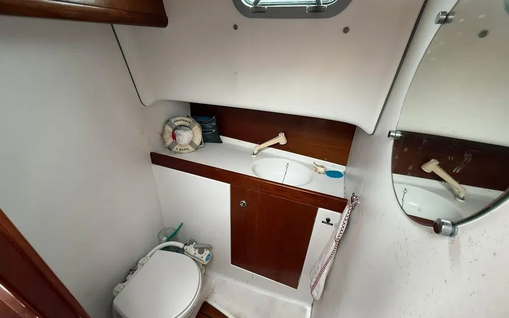 slider 15 Beneteau Antares 760
