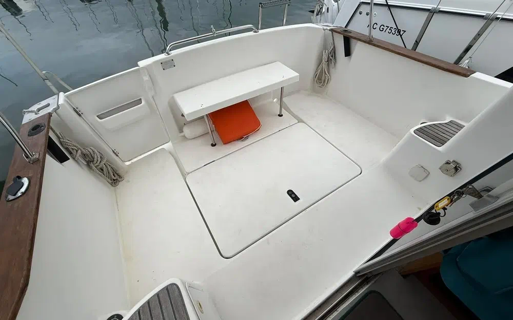 slider 5 Beneteau Antares 760
