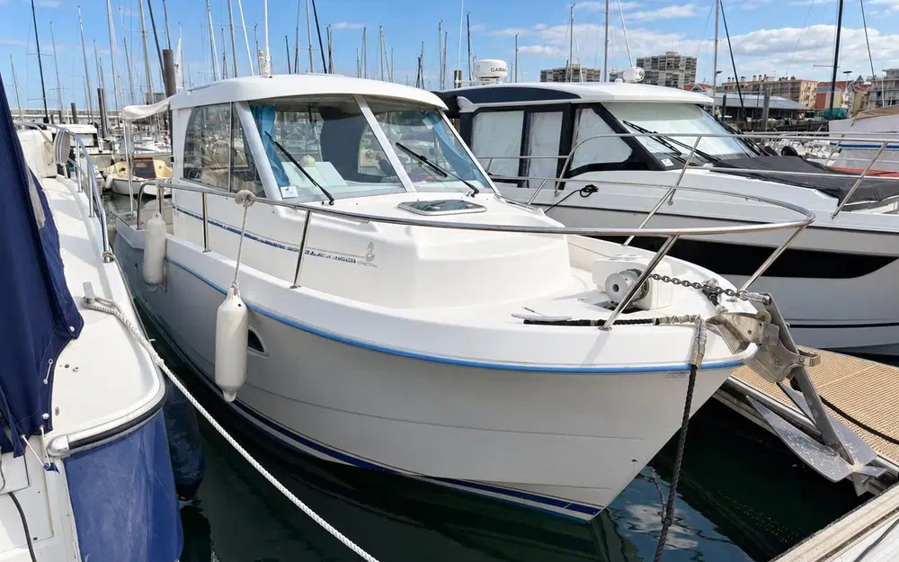 slider 0 Beneteau Antares 760