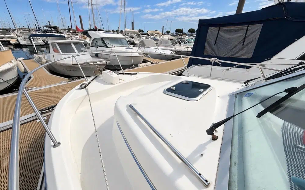 slider 2 Beneteau Antares 760