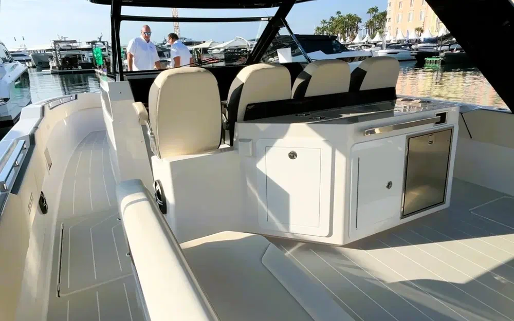 slider 8 Aquila 35 SPORT