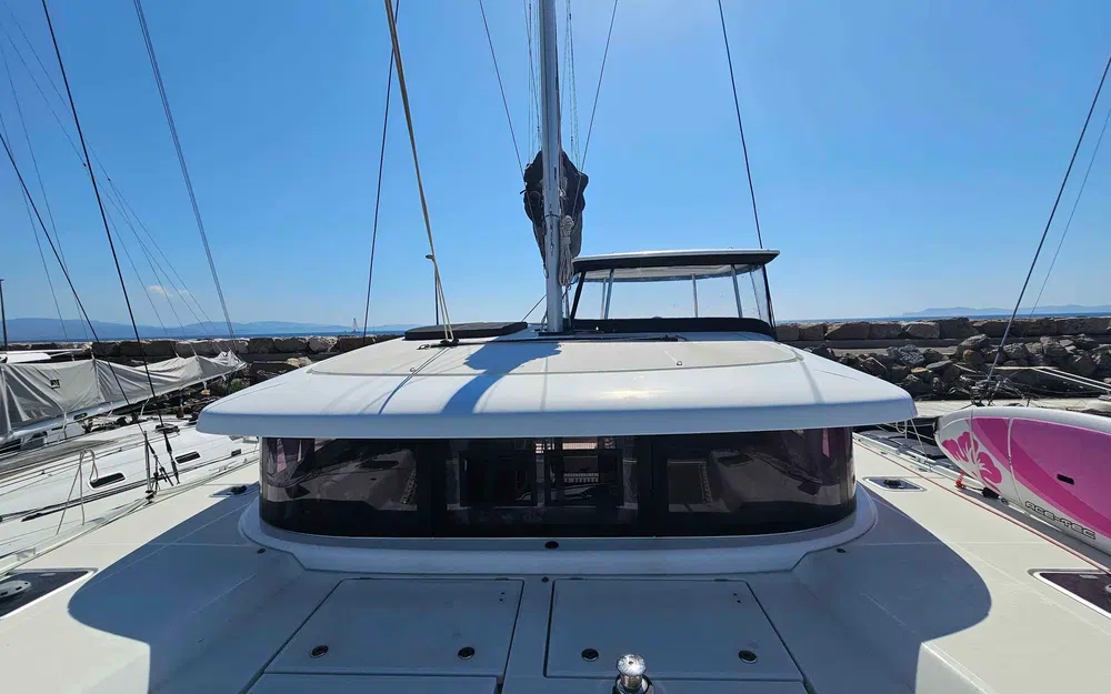 slider 0 Lagoon 42