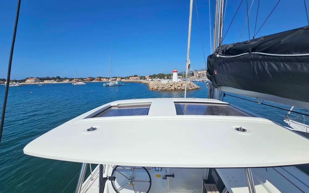 slider 2 Lagoon 42