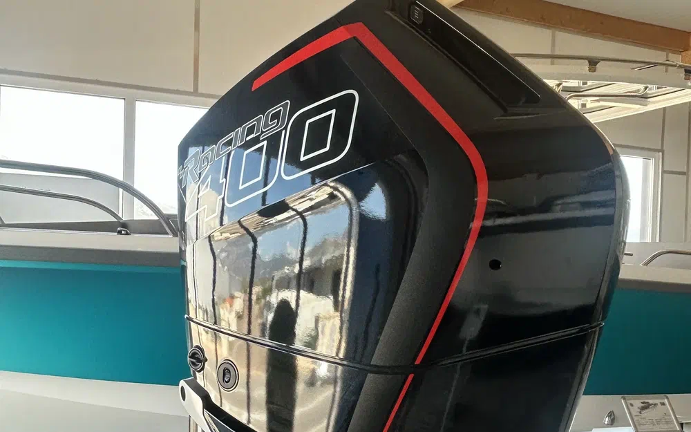 slider 1 MERCURY RACING 400