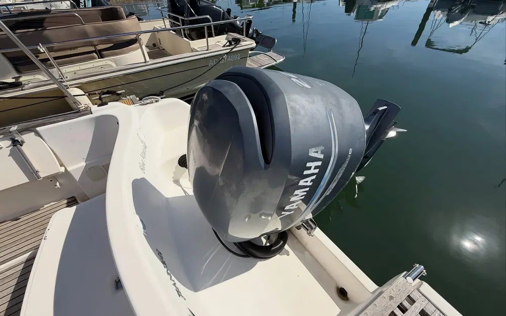 slider 7 Jeanneau Cap Camarat 755 WA