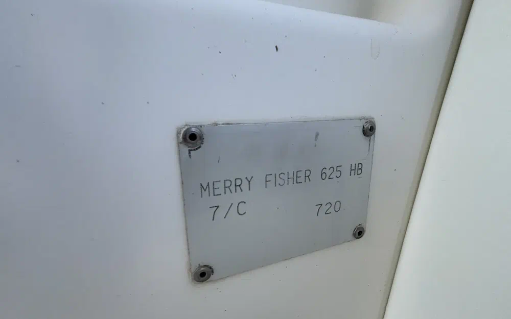 slider 15 Jeanneau Merry Fisher 625