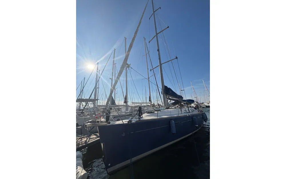 slider 2 Beneteau First 47.7