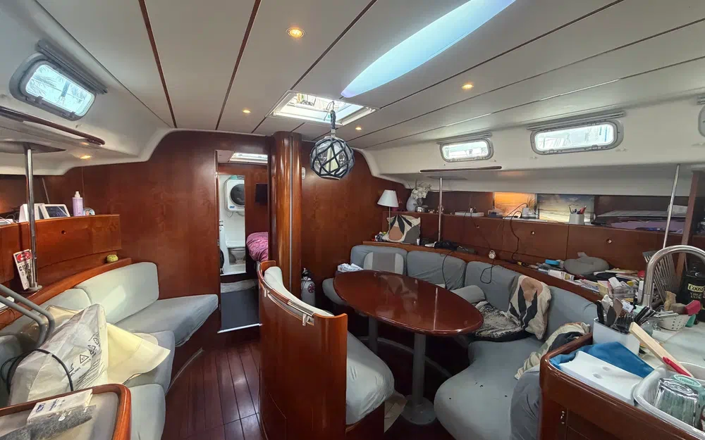 slider 83 Beneteau First 47.7