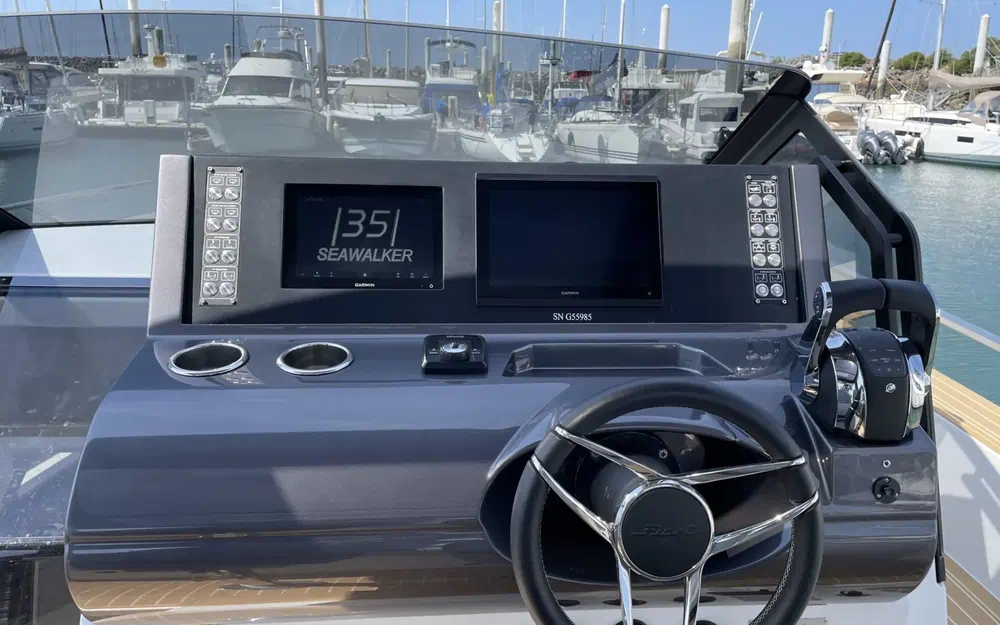 slider 1 Fiart Mare Fiart 35 Seawalker