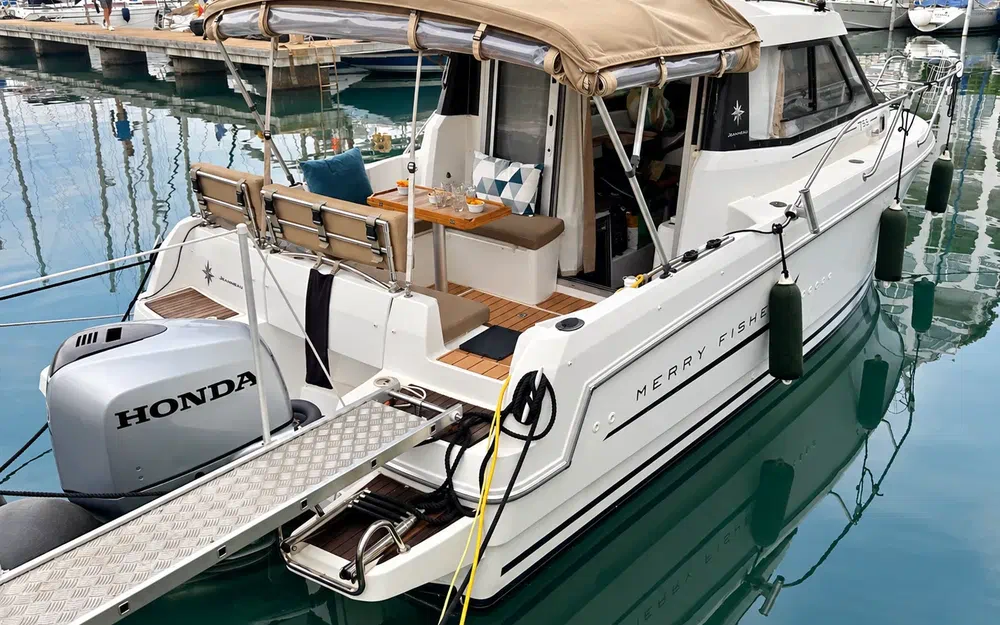 slider 3 Jeanneau Merry Fisher 755