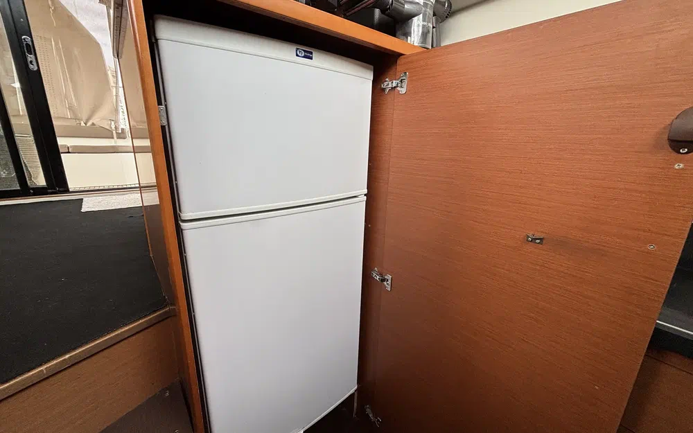 slider 24 Prestige Yachts 400