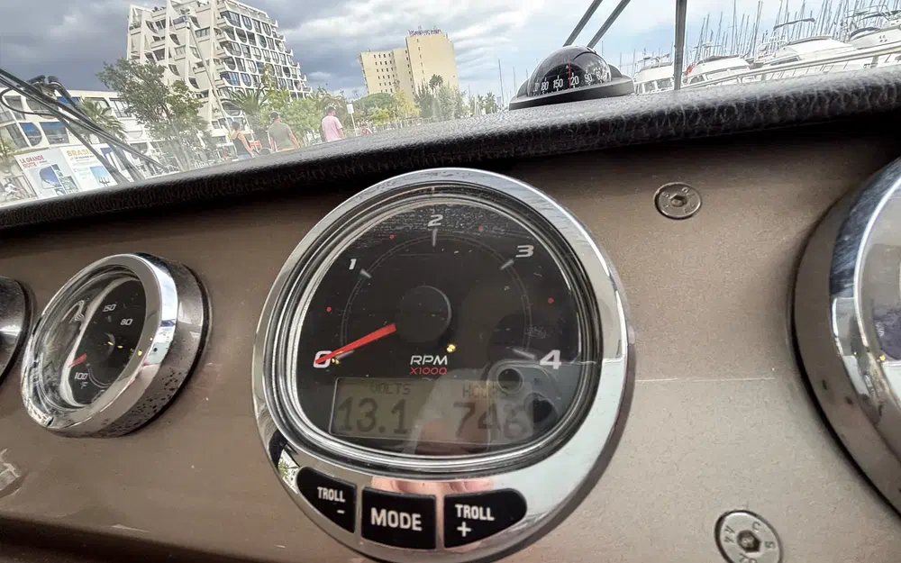 slider 26 Prestige Yachts 400