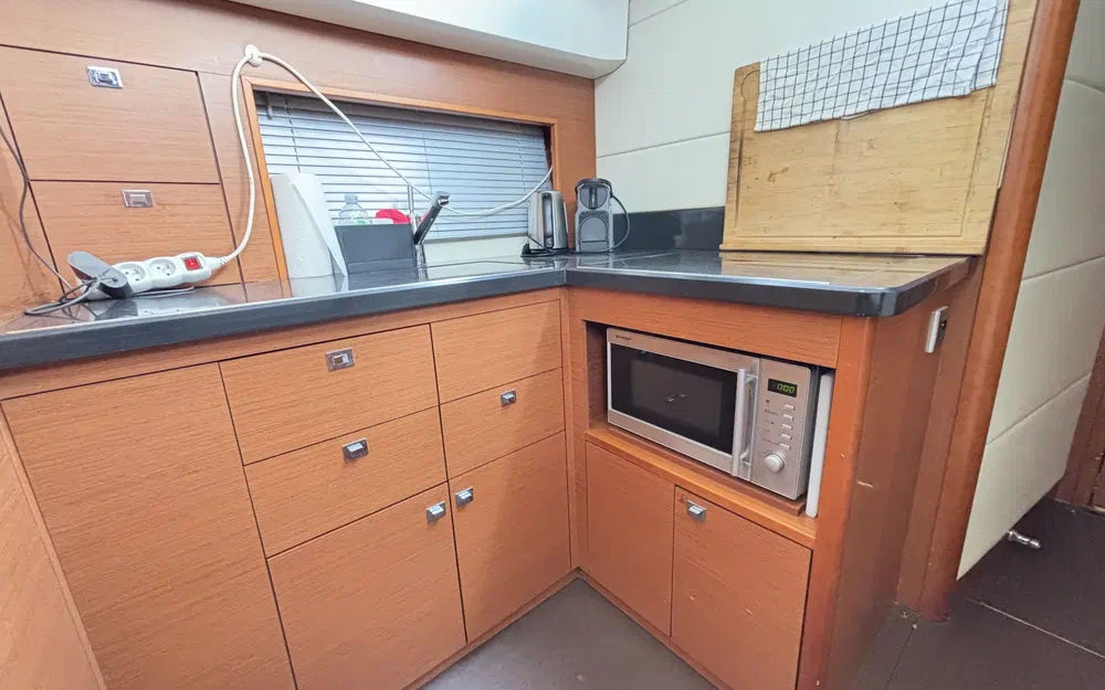 slider 4 Prestige Yachts 400