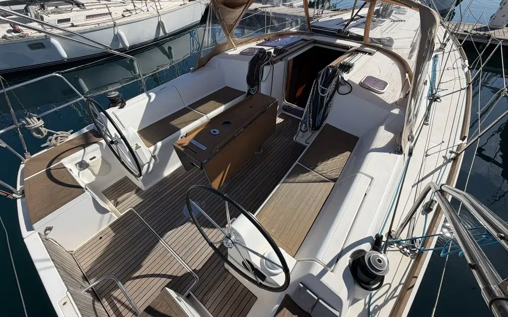 slider 5 Dufour 405 Grand Large