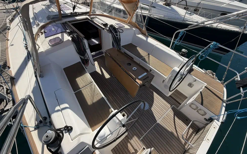 slider 6 Dufour 405 Grand Large