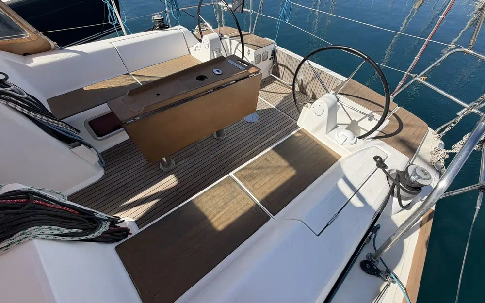 slider 7 Dufour 405 Grand Large