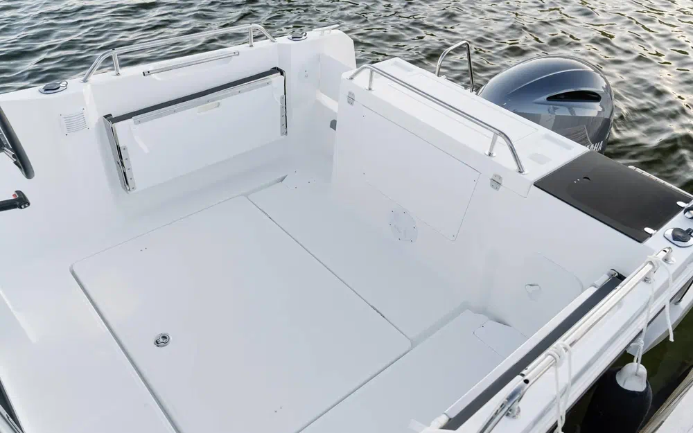 slider 1 Jeanneau Merry Fisher 695 Sport