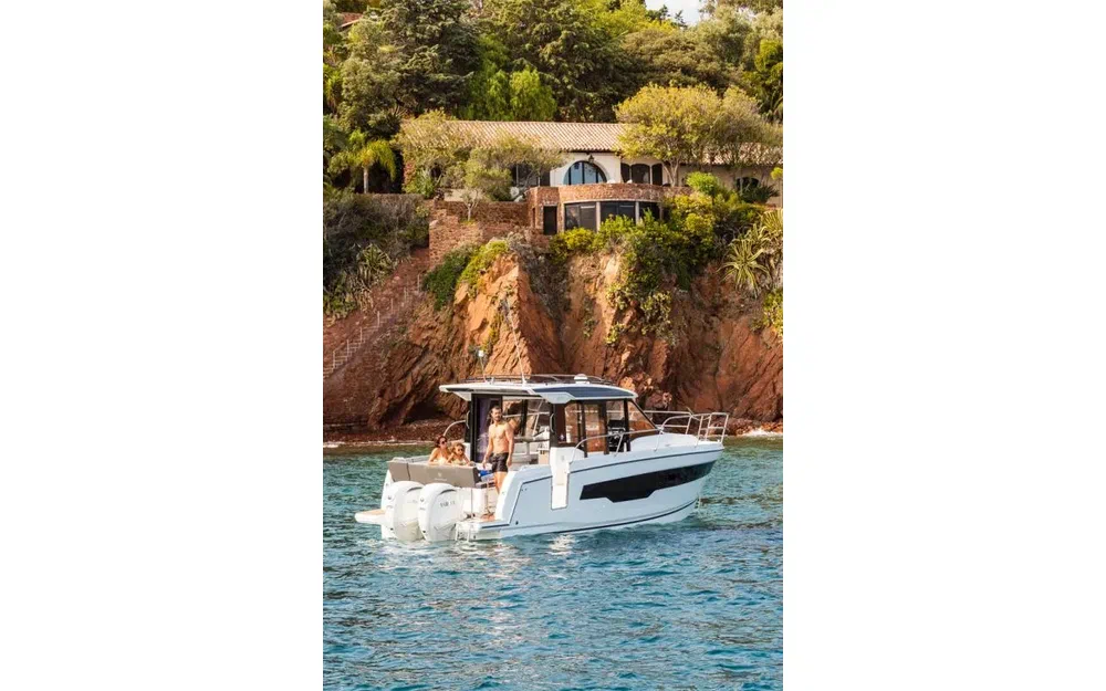 slider 2 Jeanneau Merry Fisher 895 Serie 2