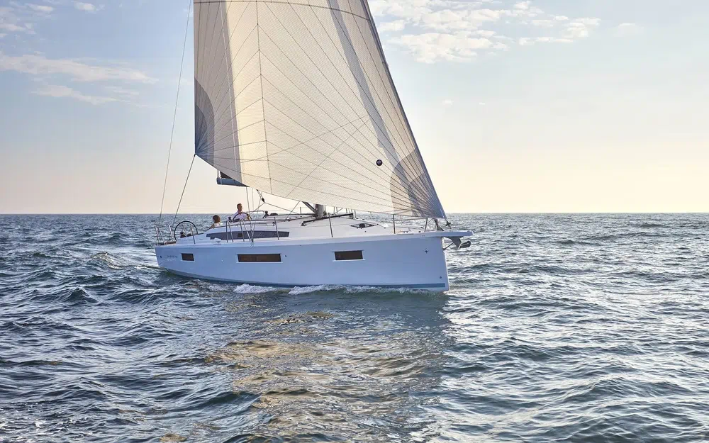 slider 1 Jeanneau Sun Odyssey 410