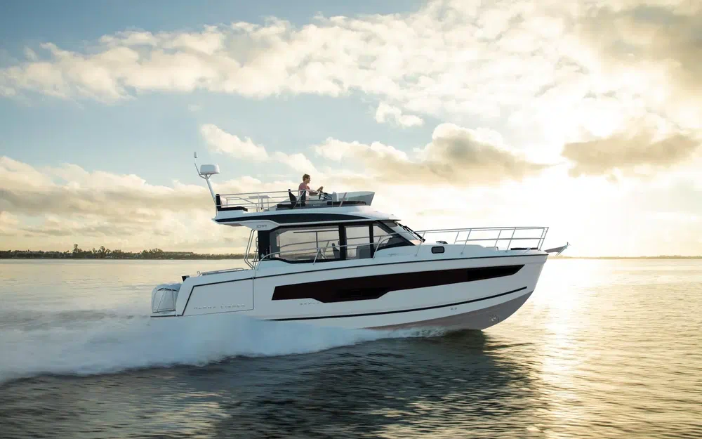 slider 0 Jeanneau Merry Fisher 1095