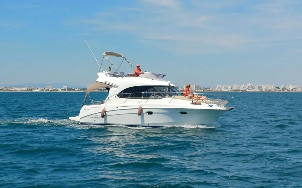 slider 18 Beneteau Antares 30 Fly