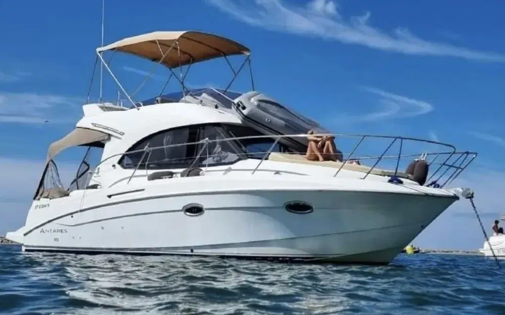 slider 21 Beneteau Antares 30 Fly