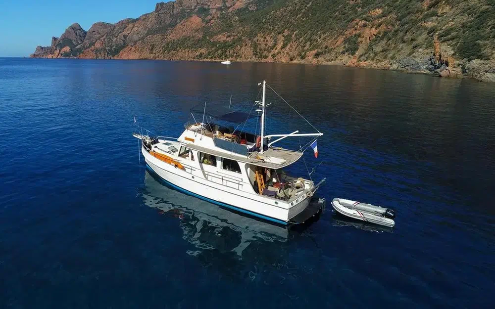 slider 1 Grand Banks 42 Europa