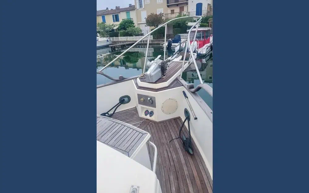 slider 22 Grand Banks 42 Europa