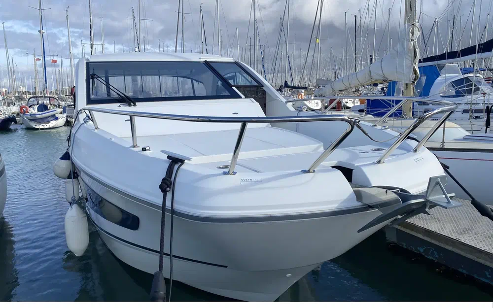slider 3 Beneteau Gran Turismo 32