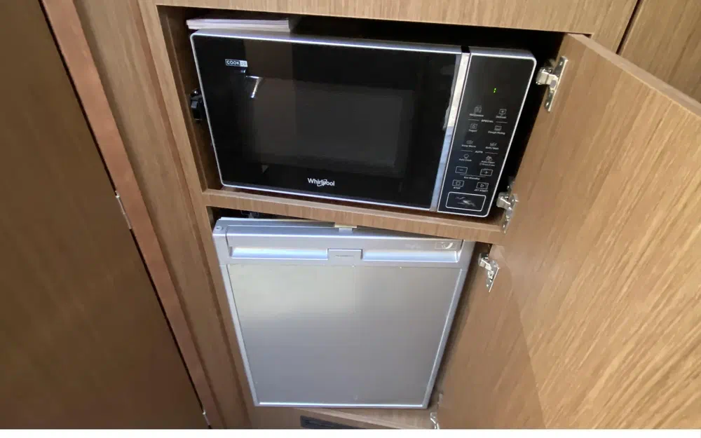 slider 5 Beneteau Gran Turismo 32