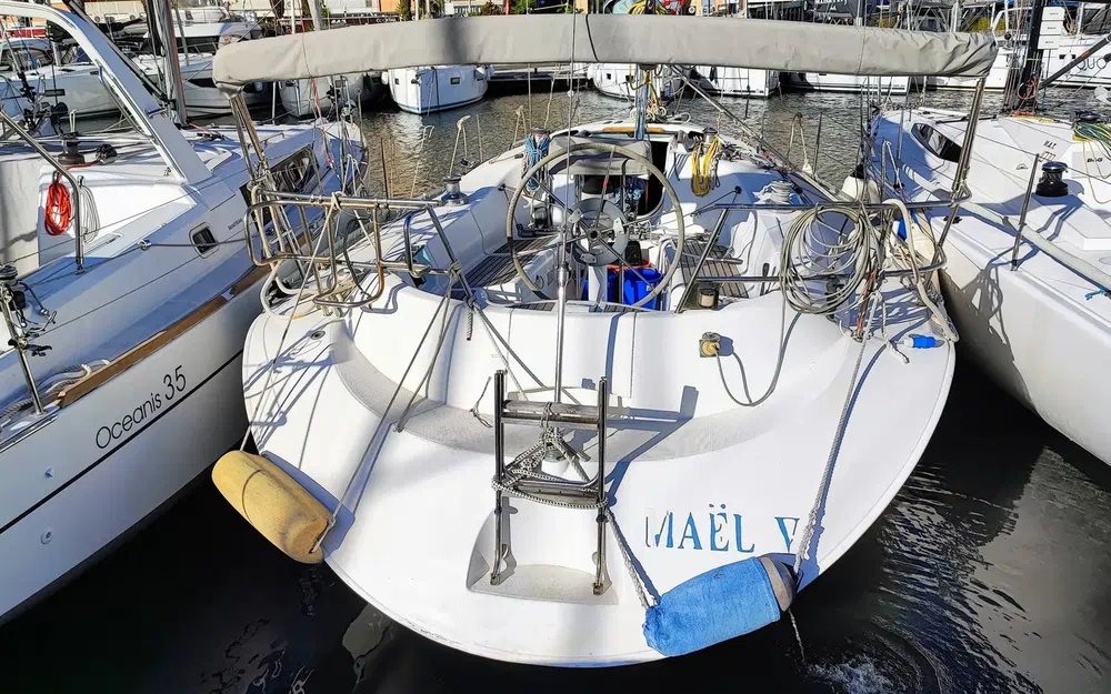 slider 0 Beneteau First 36 S7