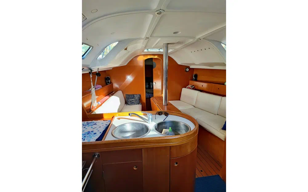 slider 7 Beneteau First 36 S7